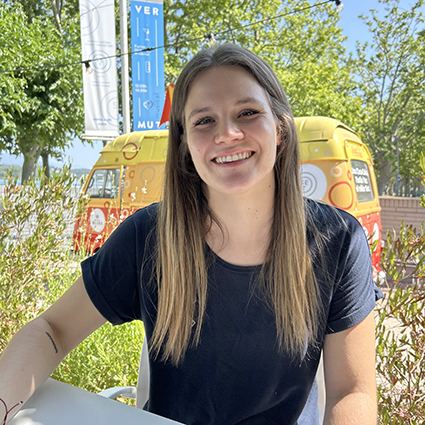 laura responsable del set cafe banyoles