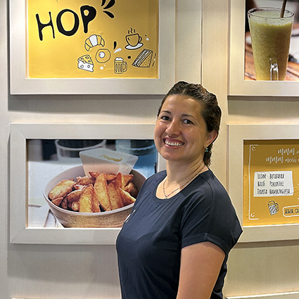 ruth responsable del hop cafe de banyoles